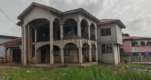 5bdrm Mansion in Doti, Kumasi Metropolitan for sale