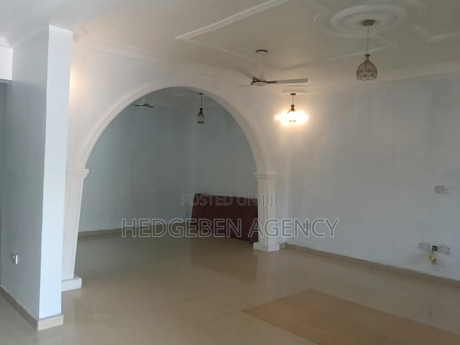 5bdrm Apartment in Oyarifa for rent
