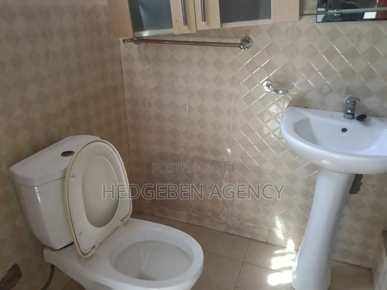 5bdrm Apartment in Oyarifa for rent