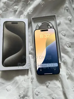 Apple iPhone 15 Pro Max 256 GB Silver