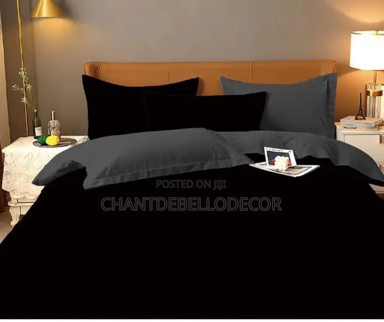 King Size 1 Duvet, 1 Duvet Cover, 1 Bedsheet, 4 Pillowcases