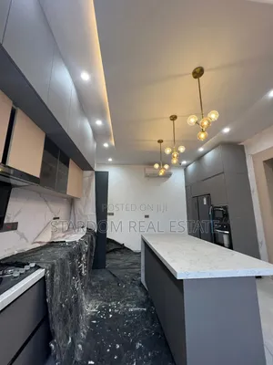 4bdrm Duplex in Adjiringanor, East Legon for sale