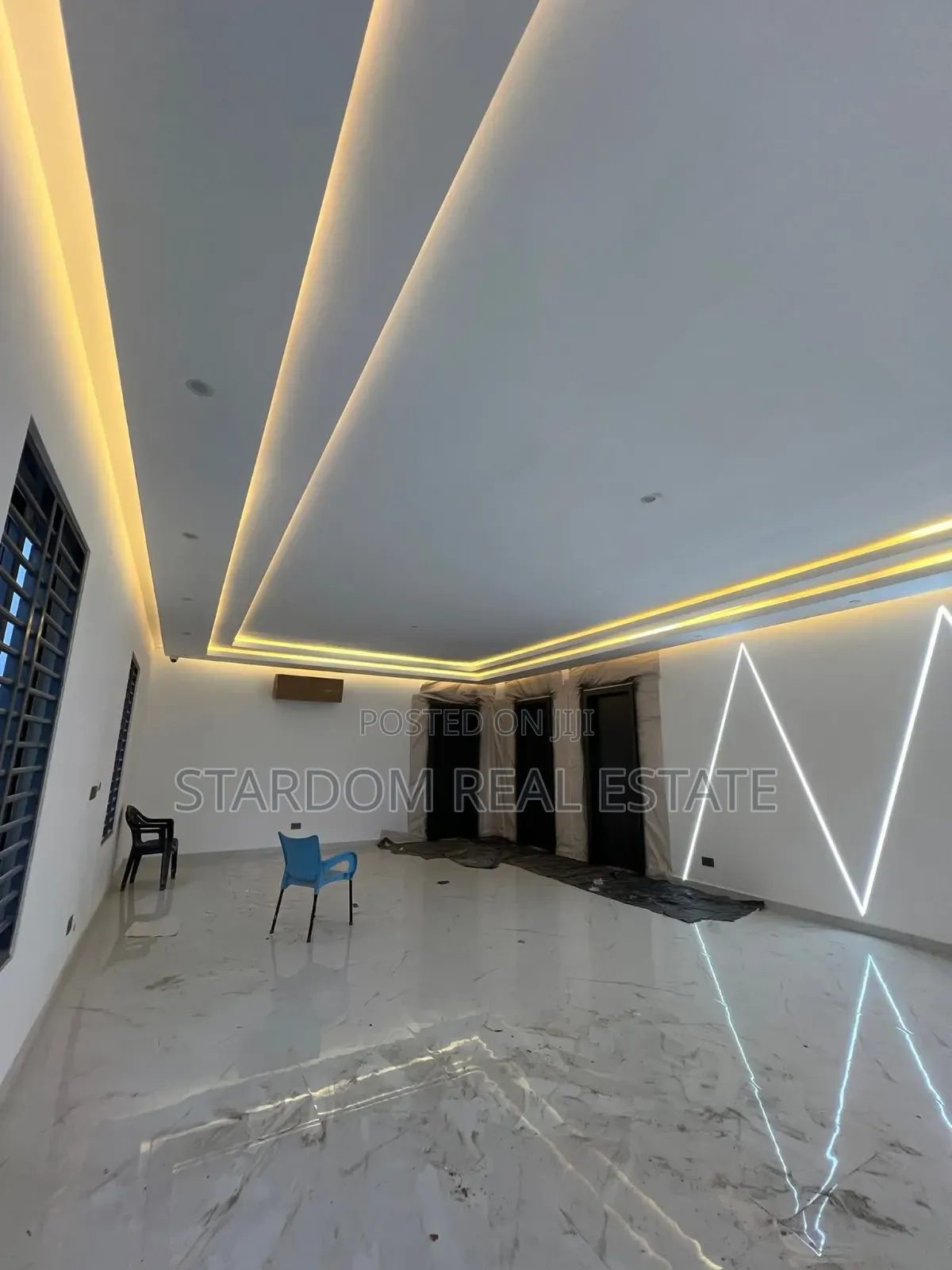 4bdrm Duplex in Adjiringanor, East Legon for sale