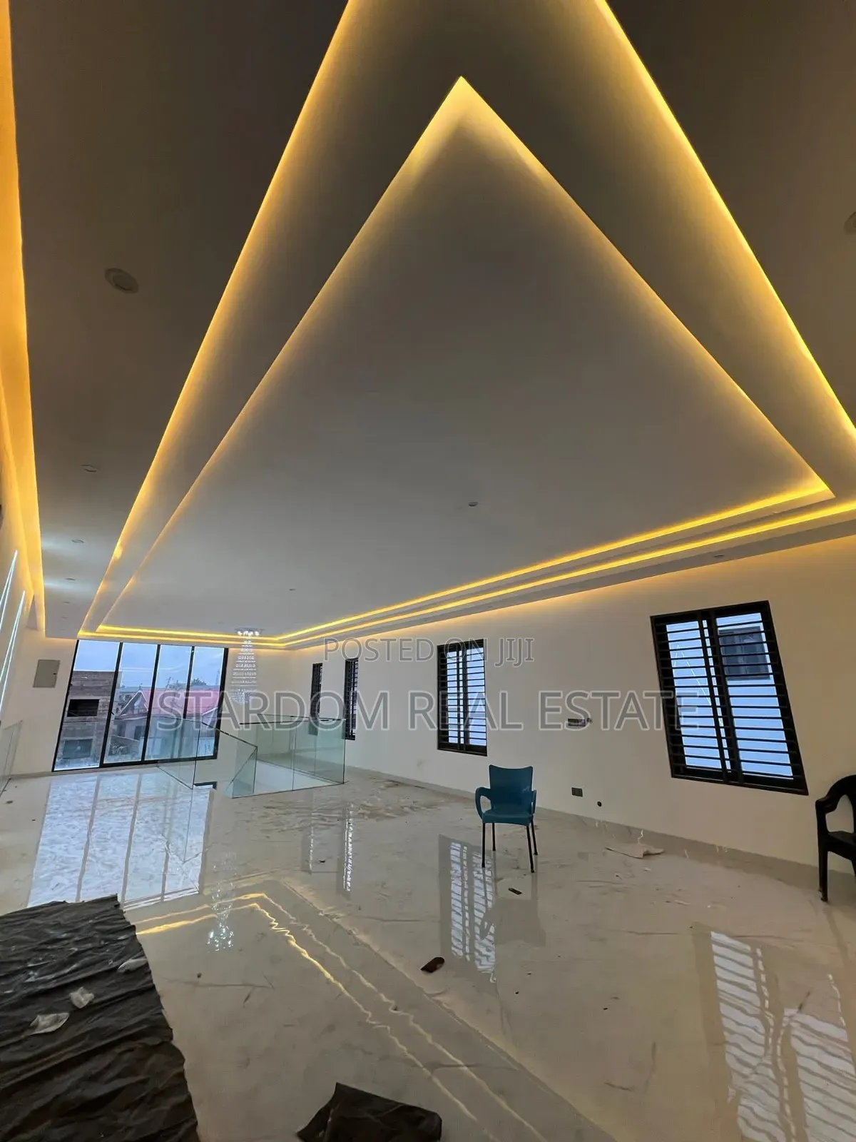 4bdrm Duplex in Adjiringanor, East Legon for sale