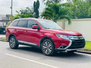 Mitsubishi Outlander 2.4 PHEV AWD 2020 Red
