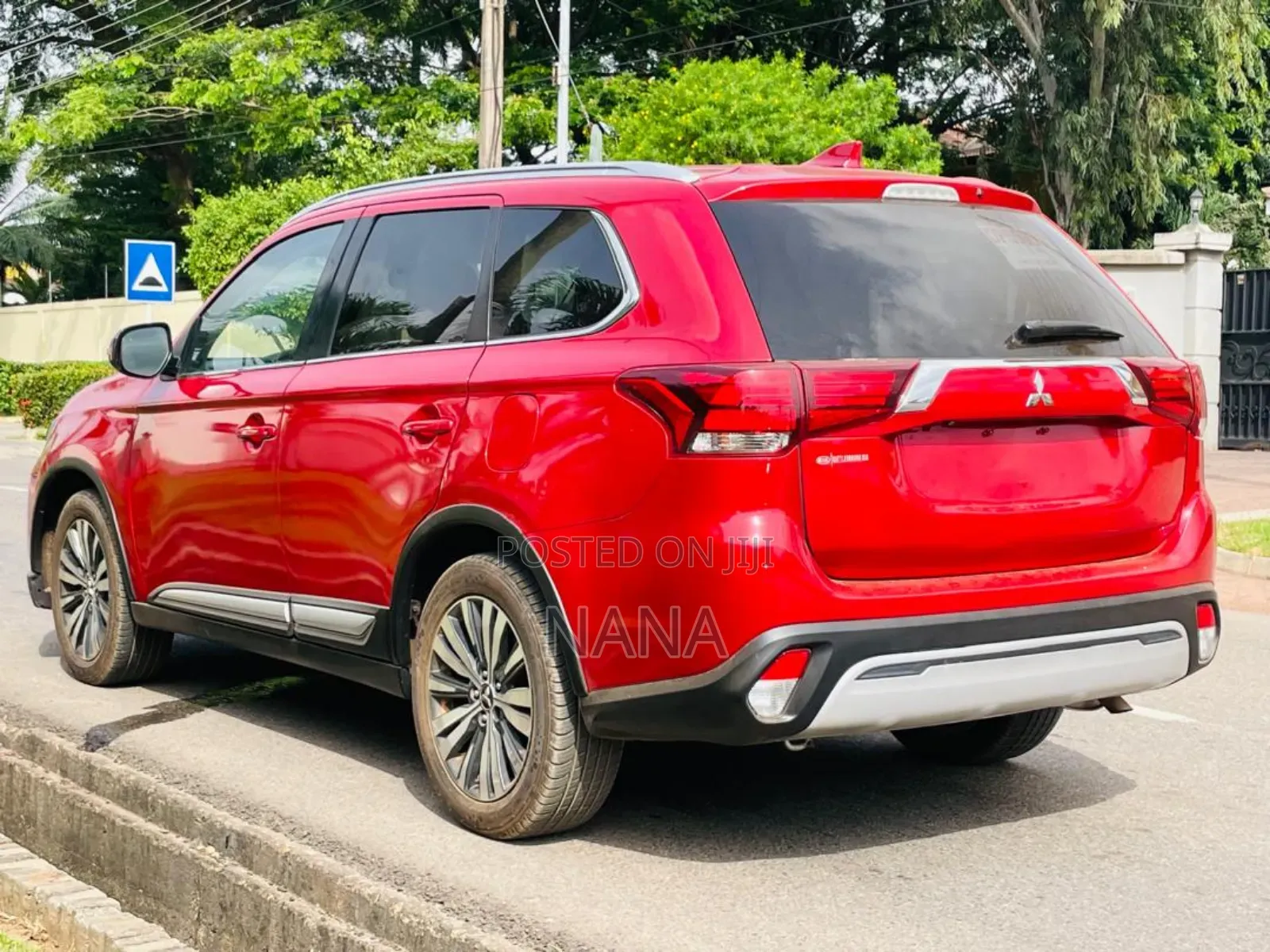 Mitsubishi Outlander 2.4 PHEV AWD 2020 Red