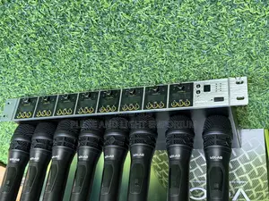 Shure 8-in-1 Uhf Wireless Microphone System