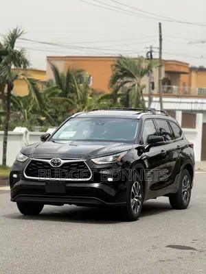 Toyota Highlander XLE 2021 Black