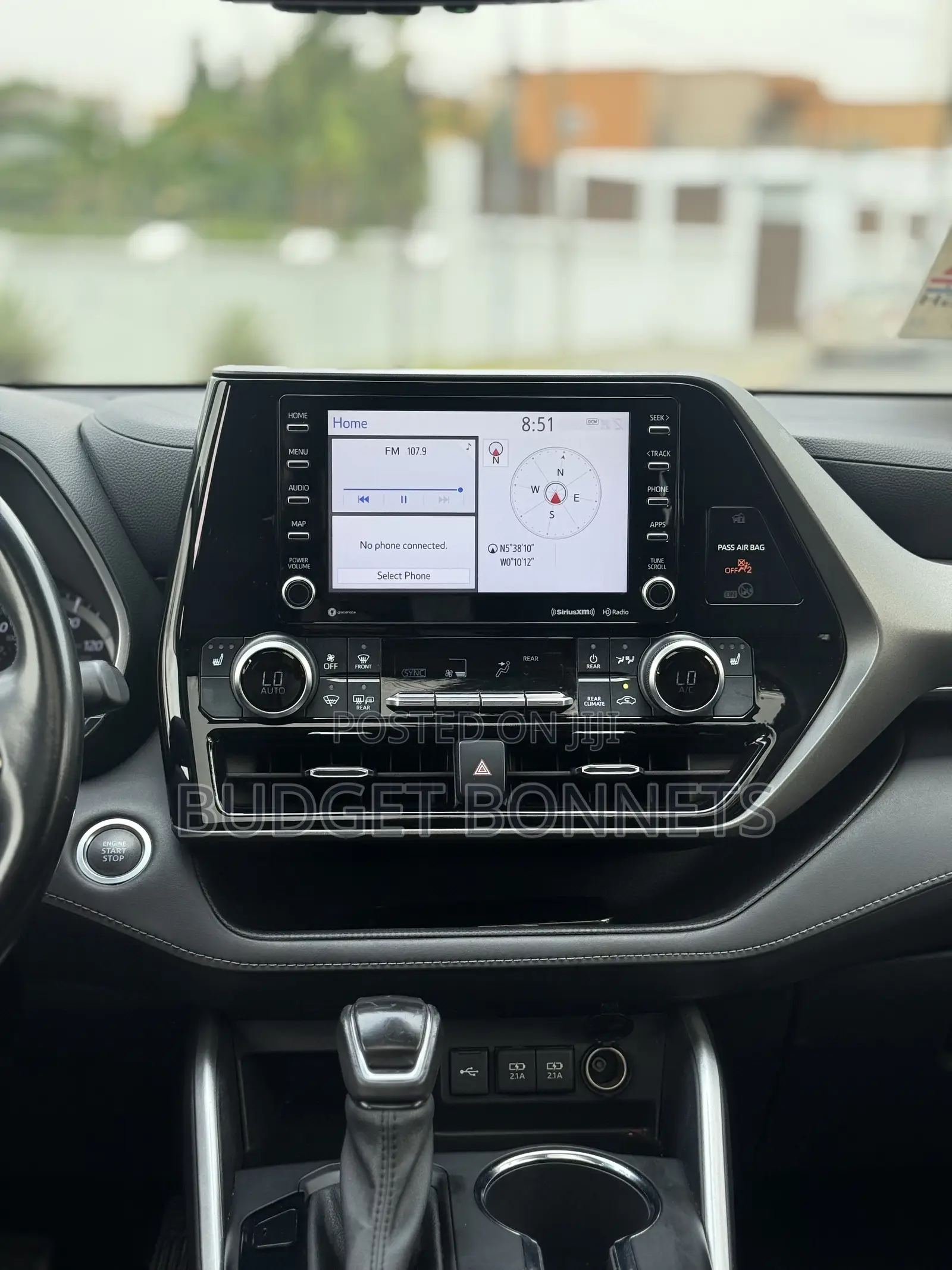 Toyota Highlander XLE 2021 Black