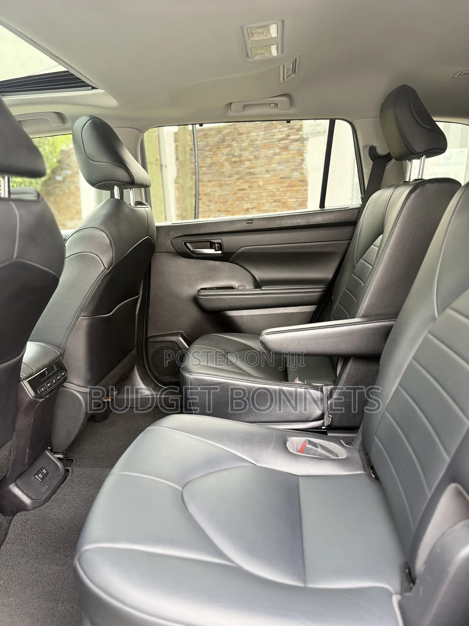 Toyota Highlander XLE 2021 Black