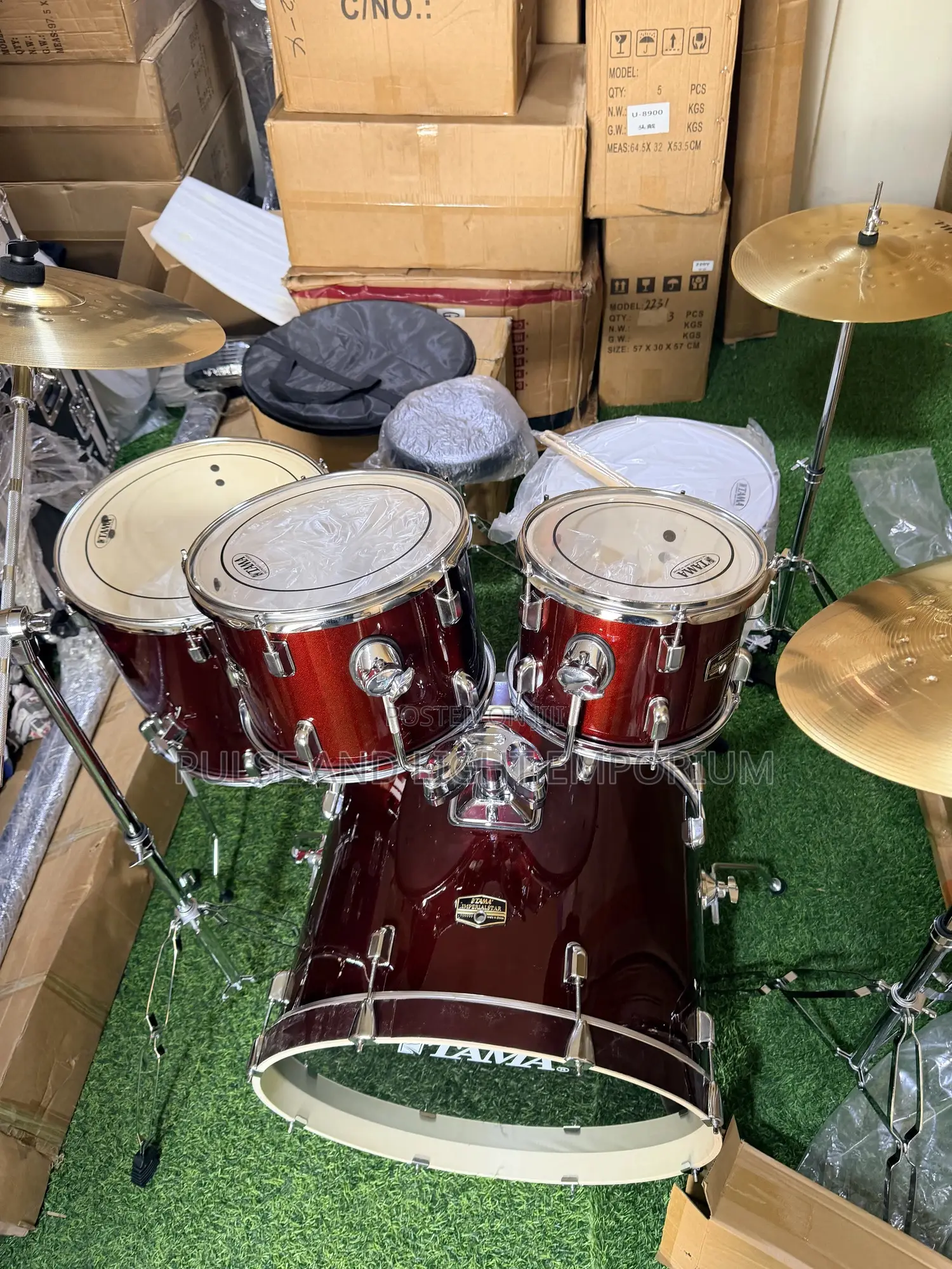 Tama Imperialstar 5-piece Complete Drum Set.