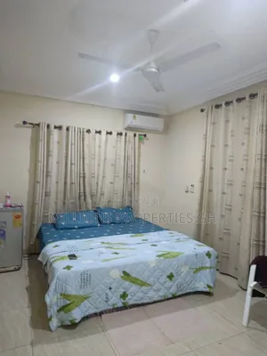 18bdrm House in Millions Properties, Kumasi Metropolitan for sale