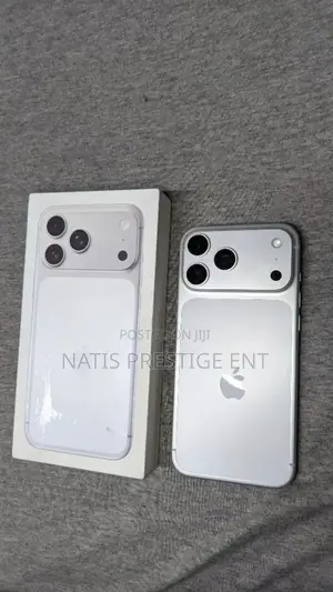 New Apple iPhone 17 Pro Max 256 GB Silver