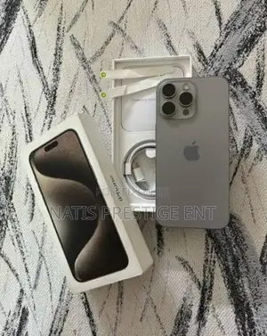 New Apple iPhone 15 Pro Max 256 GB Silver