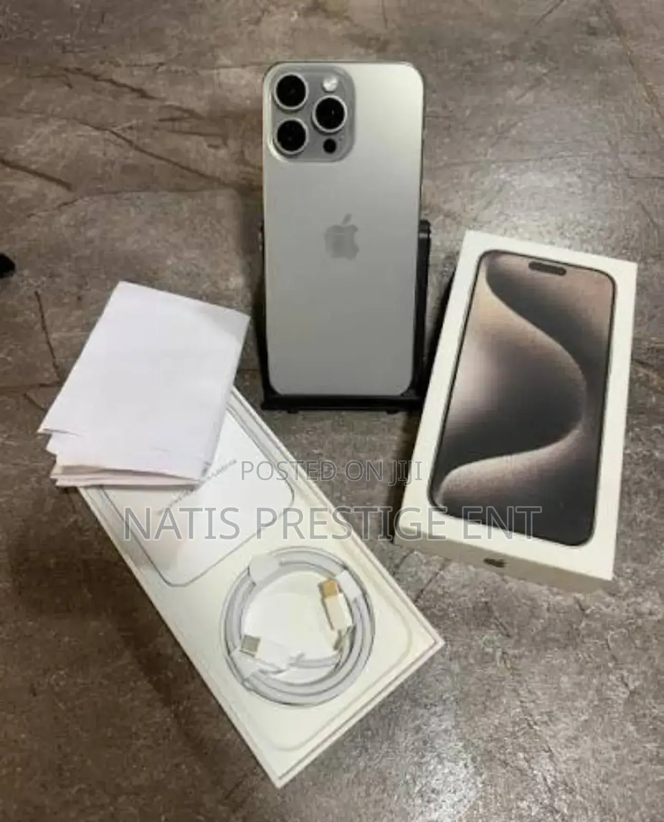 New Apple iPhone 15 Pro Max 256 GB Silver