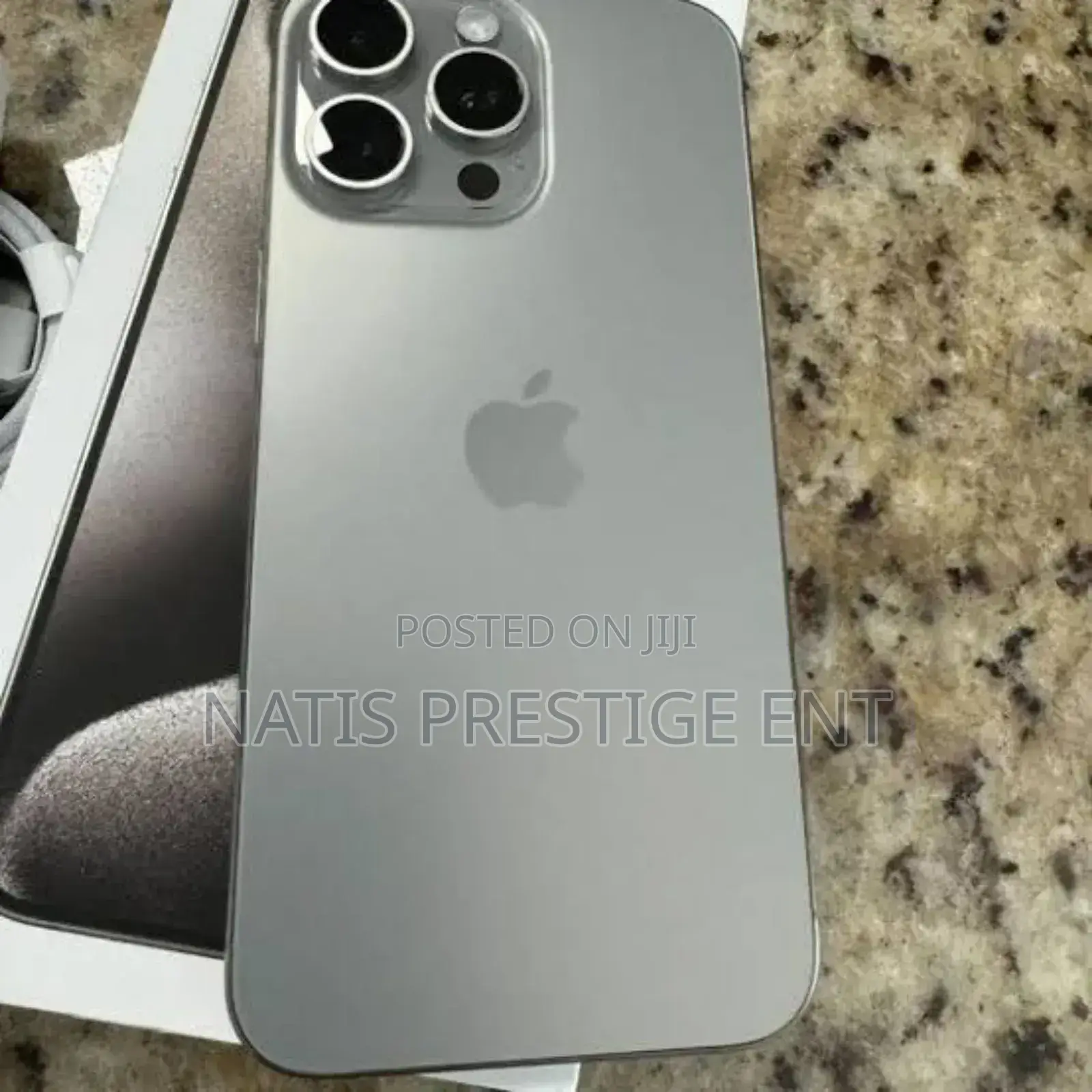 New Apple iPhone 15 Pro Max 512 GB Silver