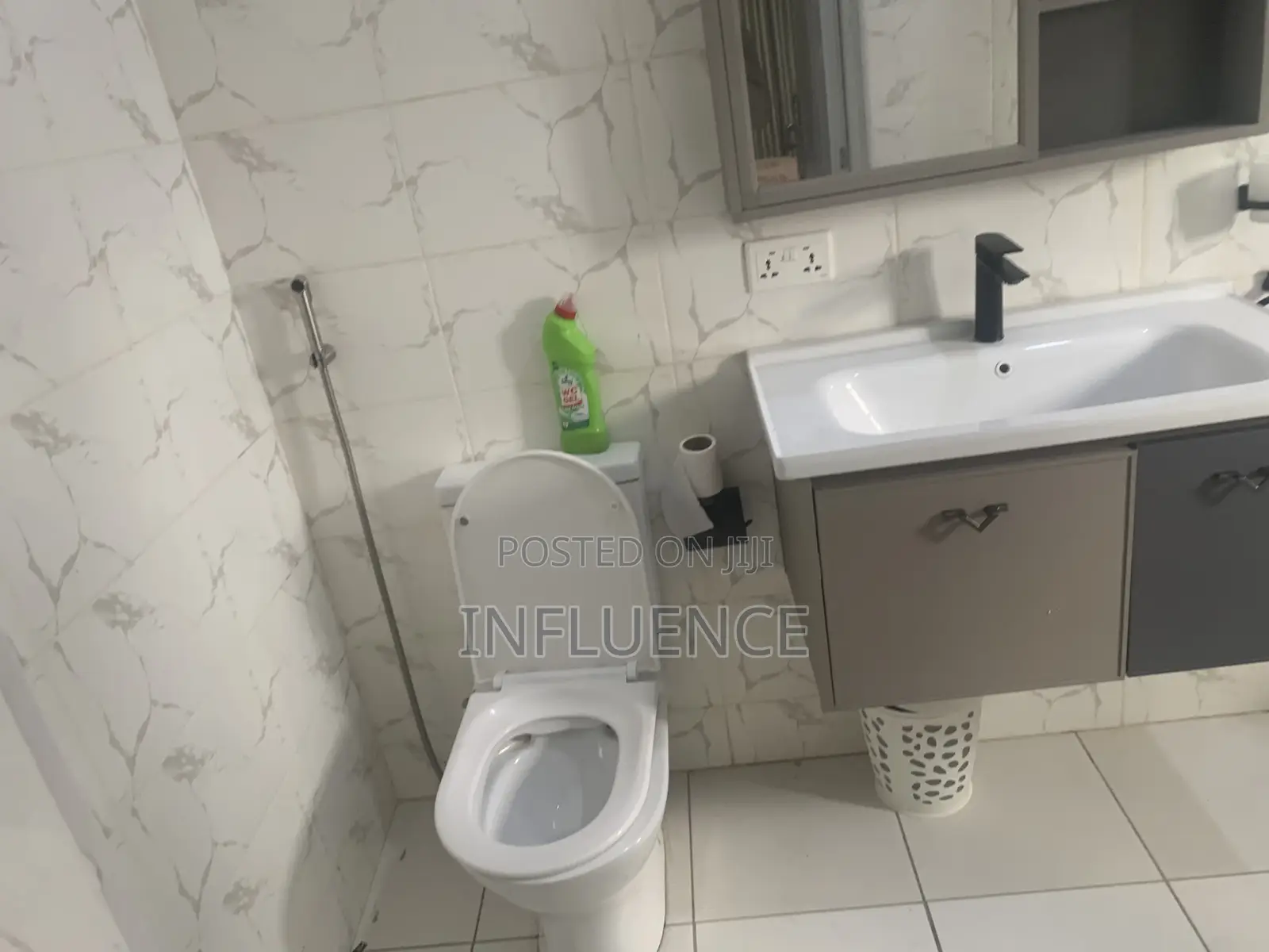 Furnished 3bdrm House in Lakeside, East Legon for rent