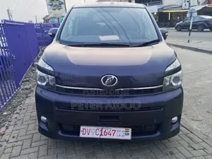 Toyota Voxy 2011 Black