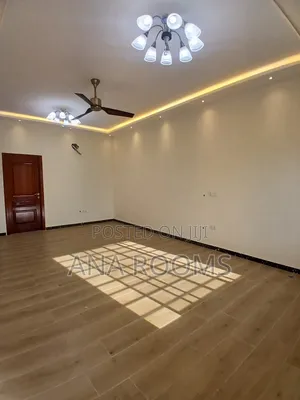 2bdrm Apartment in Commucity 24, Tema Metropolitan for rent
