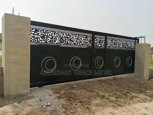 Main Gate for House's