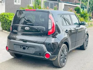 Kia Soul Hatchback 2017 Silver