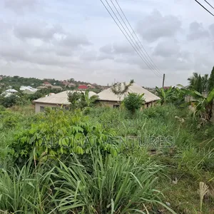 Half Plot of Land for Sale in Sokoban Kwamonma