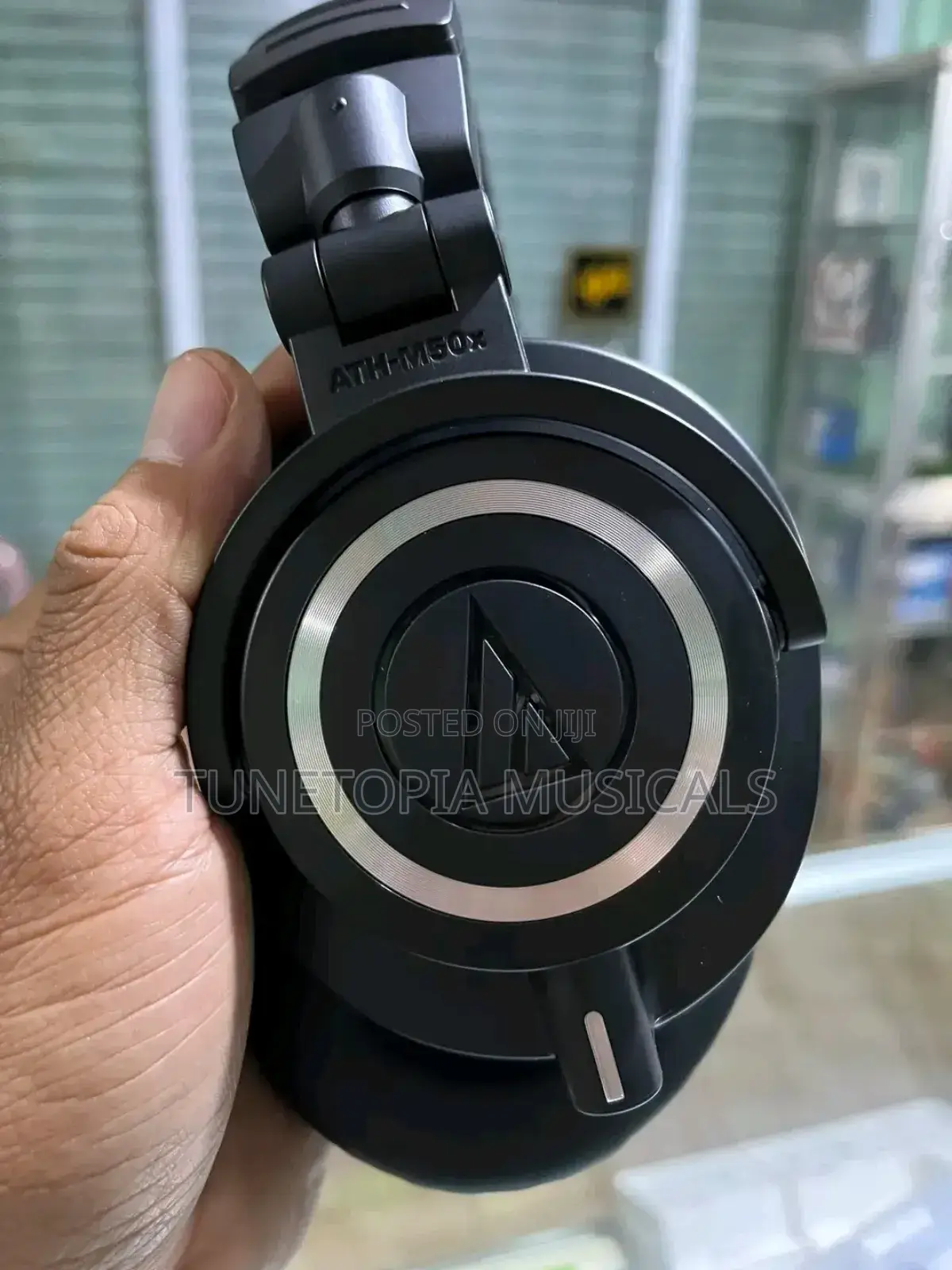 Audio-technica Ath-m50x Professional Studio Monitor Headphone.