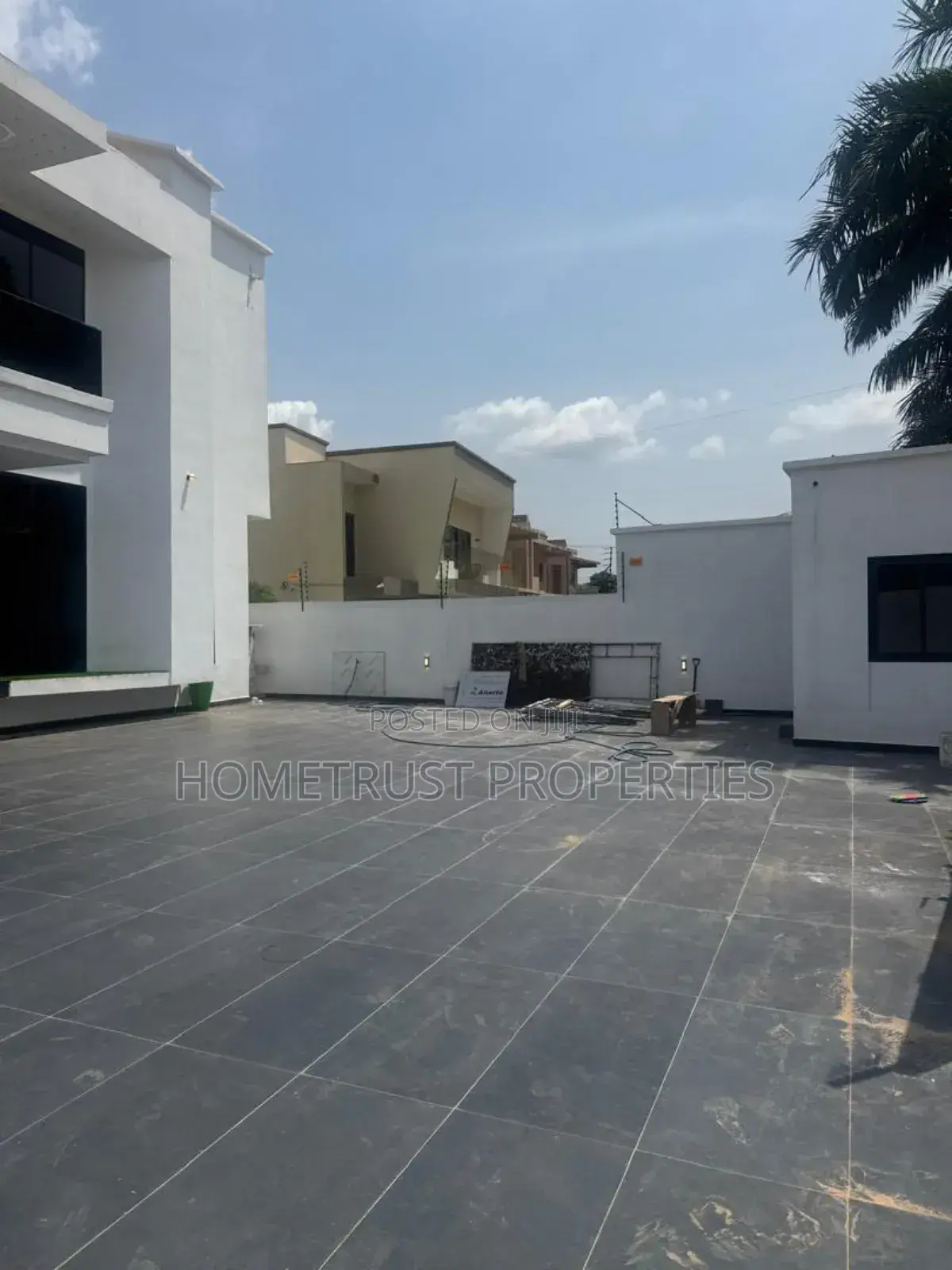 4bdrm Duplex in Hometrust Properties, Haatso for sale