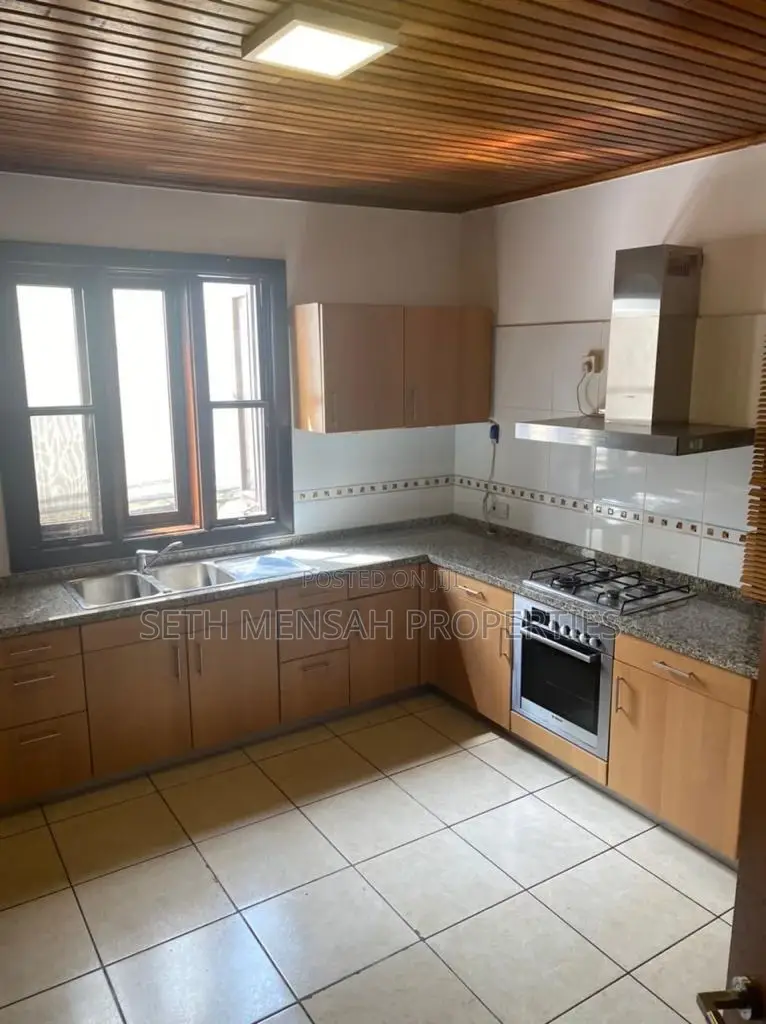 4bdrm House in Seth, Acquinas for sale