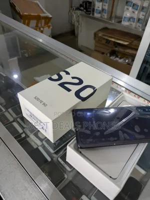 New Samsung Galaxy S20 FE 5G 128 GB Blue