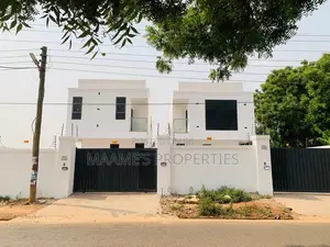 3bdrm Duplex in Oyarifa for sale