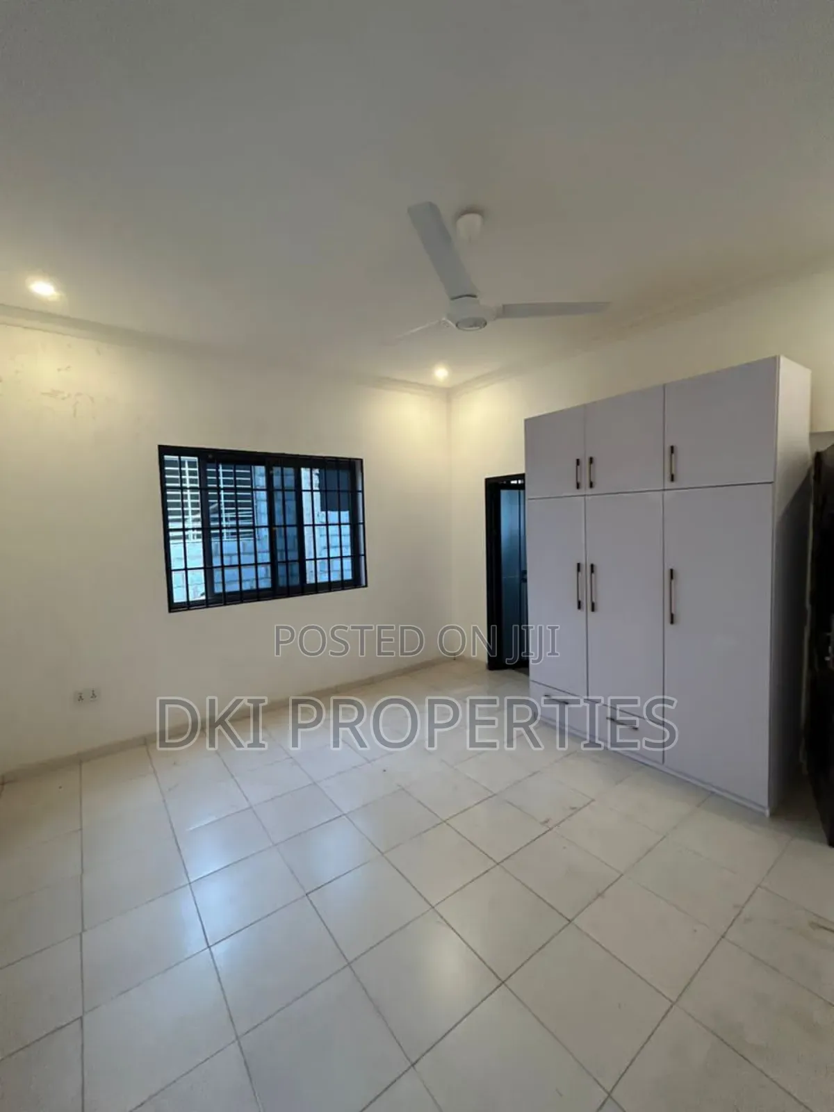 4bdrm House in Dki Properties, Lake Side Estate for sale