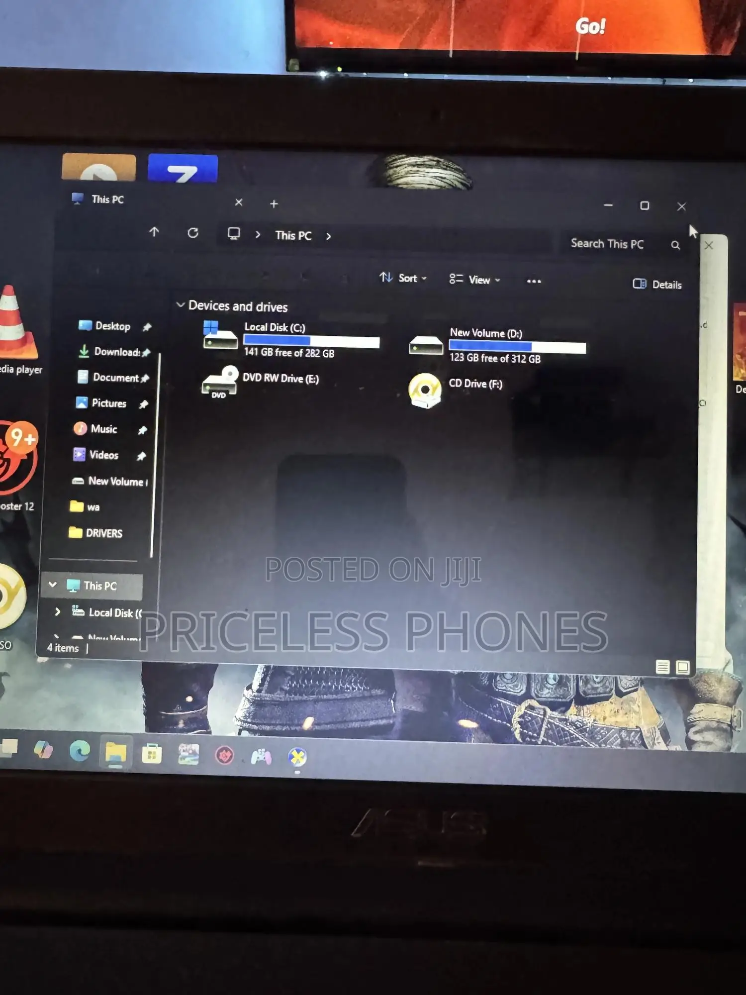 Laptop Asus X555LA 8GB Intel Core i5 HDD 750GB