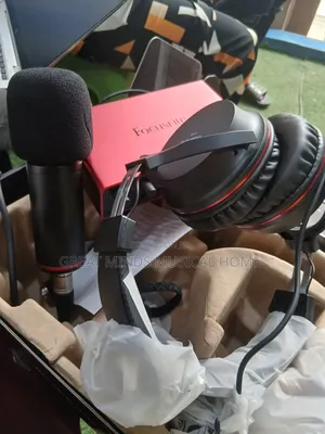 Scarlet Focusrite Podcast Set