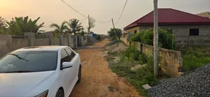 Peaceful Locality (Demarcated) Pots at Tema Community 25
