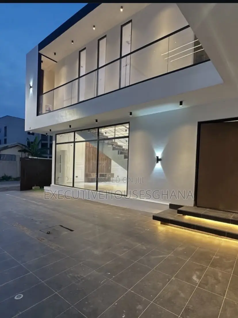 4bdrm House in Oyarifa for sale
