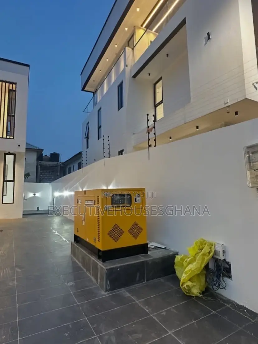 4bdrm House in Oyarifa for sale