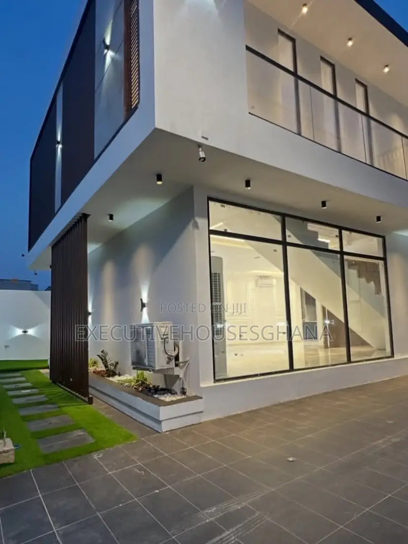 4bdrm House in Oyarifa for sale