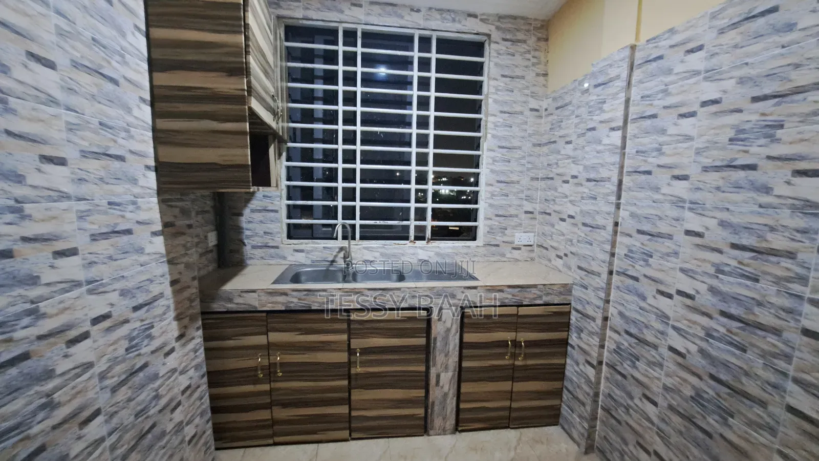 2bdrm Apartment in Skyview Apartments, Kwabenya for rent