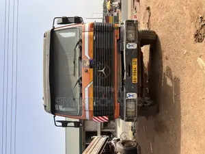 Single Axle Mercedes Benz V8