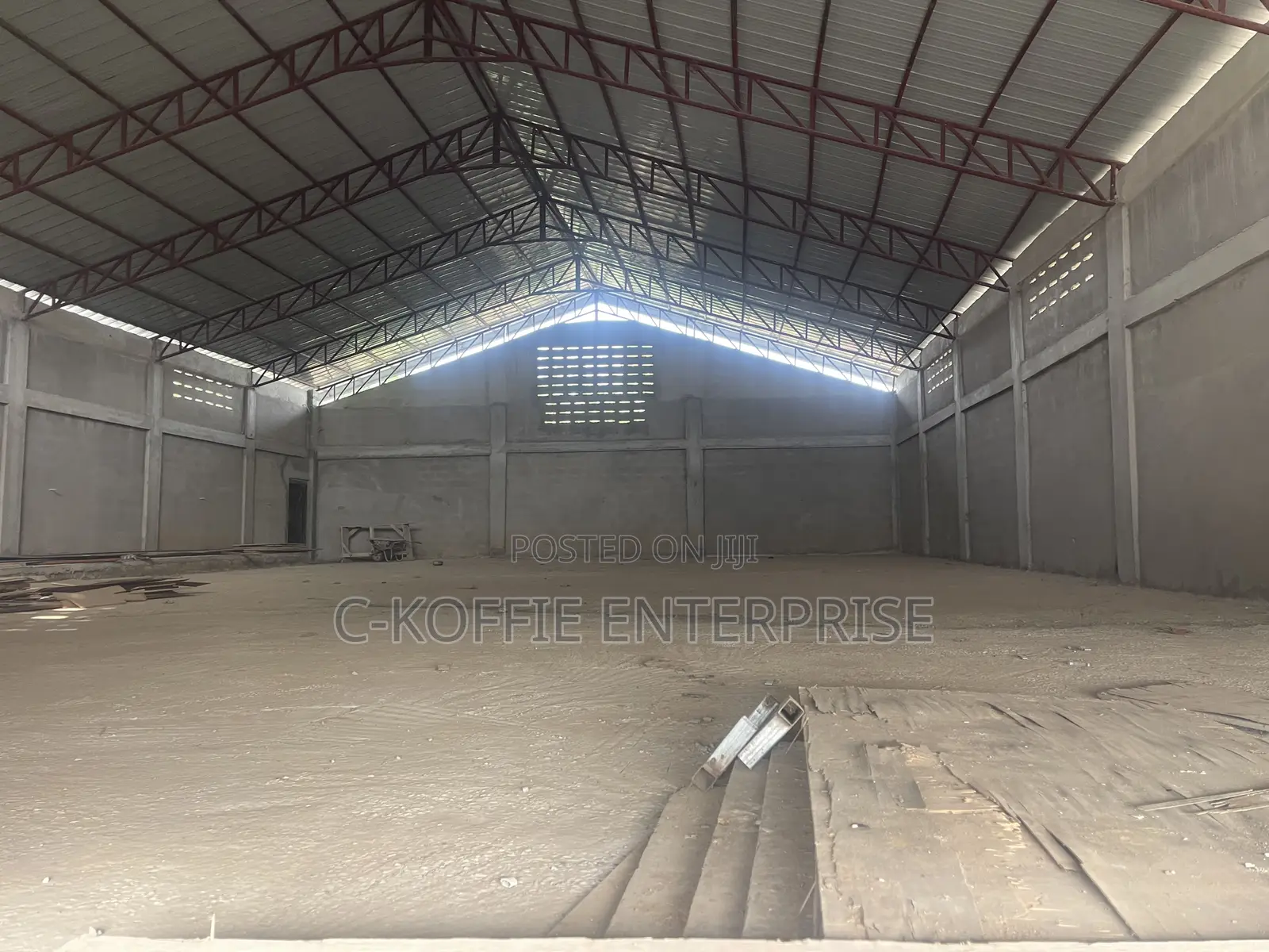 800 SQM Warehouse at Amasaman for Rent