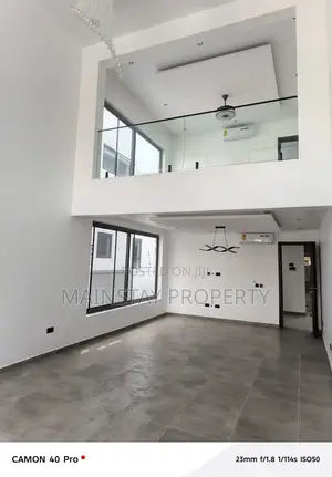 4bdrm House in Cantonments for sale