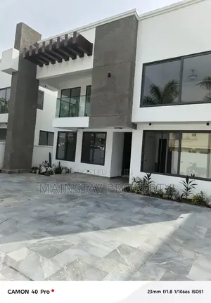 4bdrm House in Cantonments for sale