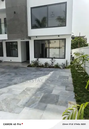4bdrm House in Cantonments for sale