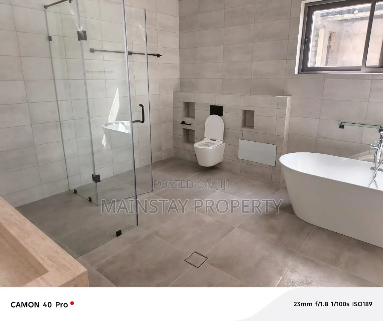 4bdrm House in Cantonments for sale