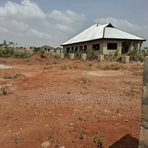 Full Plot of Land for Sale in Location Sokoban Kwamonma