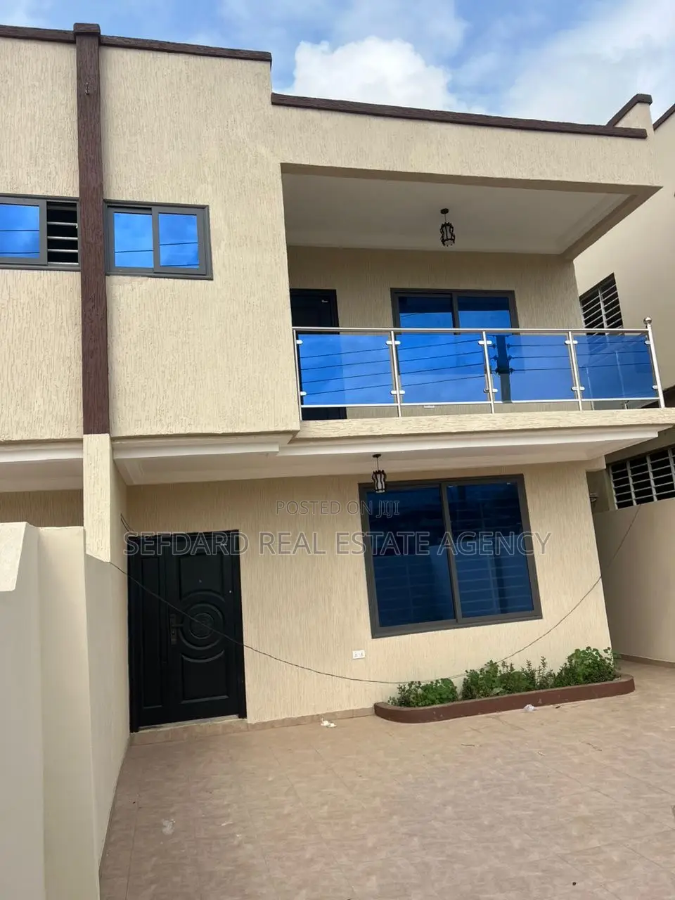 3bdrm House in Ashomang Estate for sale