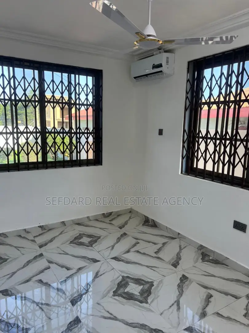 3bdrm House in Ashomang Estate for sale