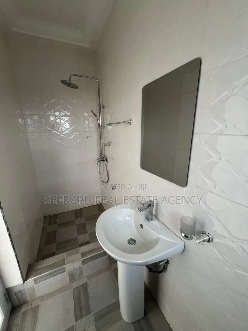 3bdrm House in Ashomang Estate for sale