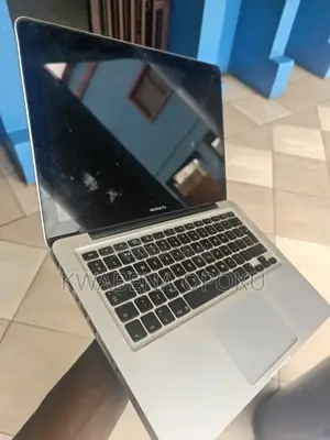 Laptop Apple MacBook Pro 4GB Intel Core 2 Duo HDD 500GB